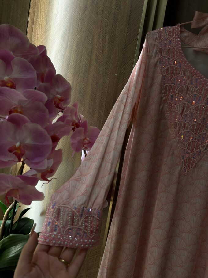 Sadaf Mukhawar Italian Silk Pink - Image 5