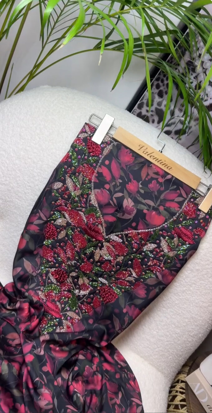 Flowers Mukhawar Italian Silk - Image 5
